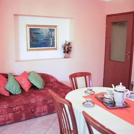 Holiday home In Muntic/istrien 10956