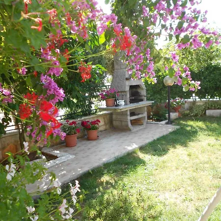 In Muntic/istrien 10956 *