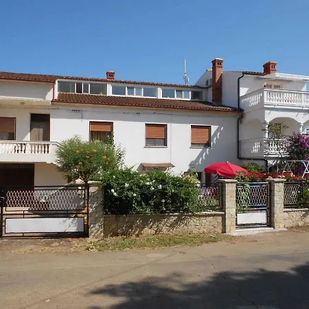 בית נופש In - Istrien 10956 *